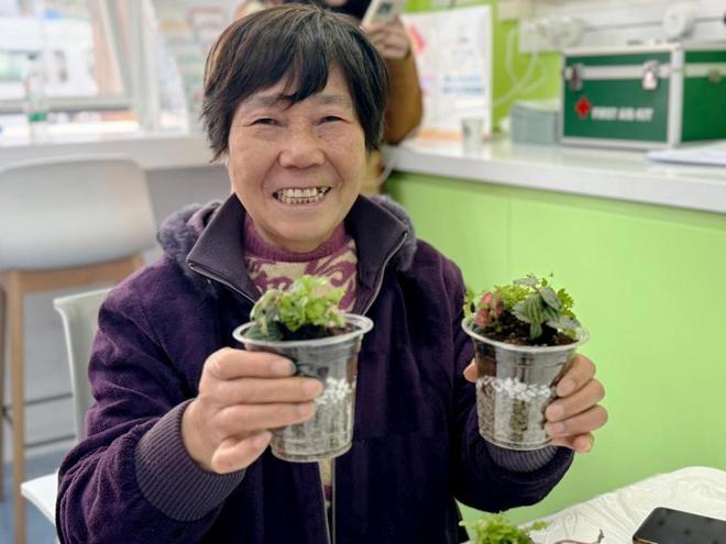 绵城市有关上海社区的老人小孩先用上了麻将胡了咖啡渣又有新用处！这次与海(图4)