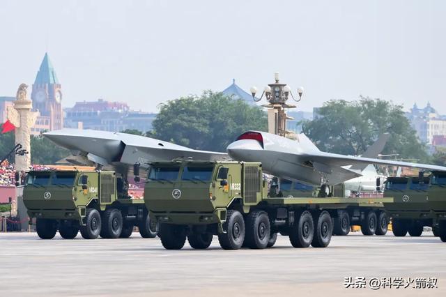 聊阅兵中那些尖端的空天武器PG电子麻将胡了2模拟器聊(图4)